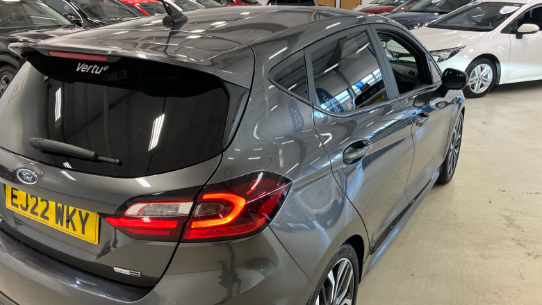 Ford Fiesta 1.0 EcoBoost Hybrid mHEV 125 ST-Line Vignale 5dr Petrol Hatchback